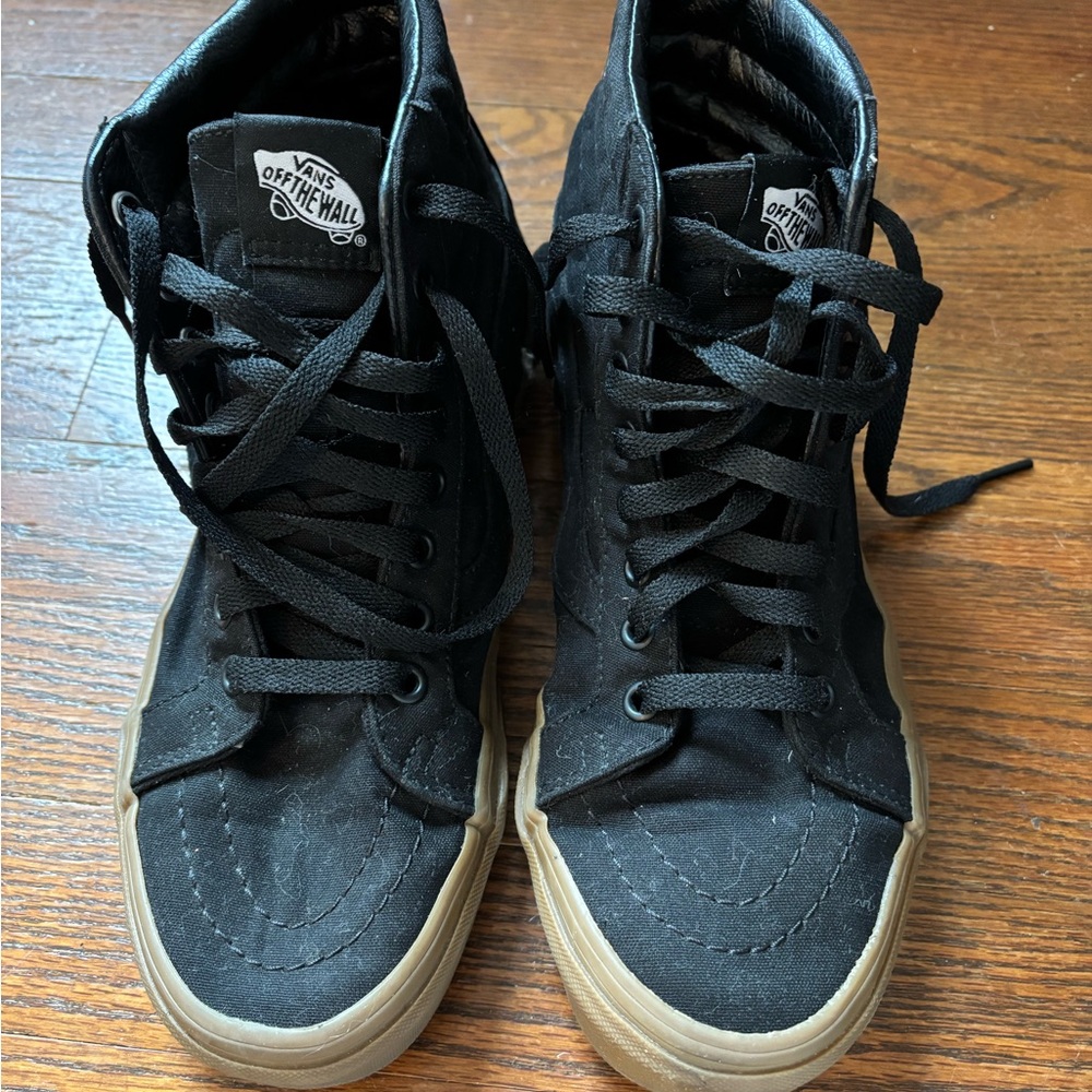 Vans Unisex Black High-Top Sneakers